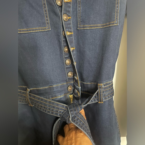 NWOT - Dark Stretch Belted Denim Jumpsuit - Small - Picture 5 of 6